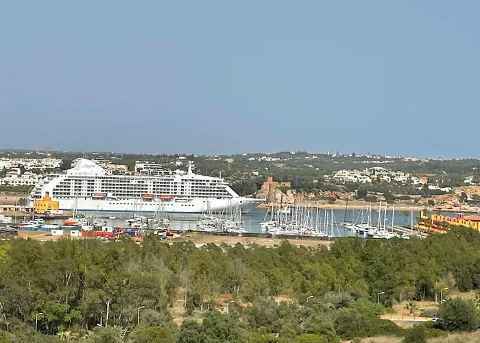 No Snow, 300 M From The Beach, King Size Bed, Fast Wi-fi Daire