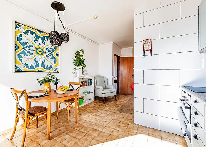 Daire No Snow, 300 M From The Beach, King Size Bed, Fast Wi-fi *