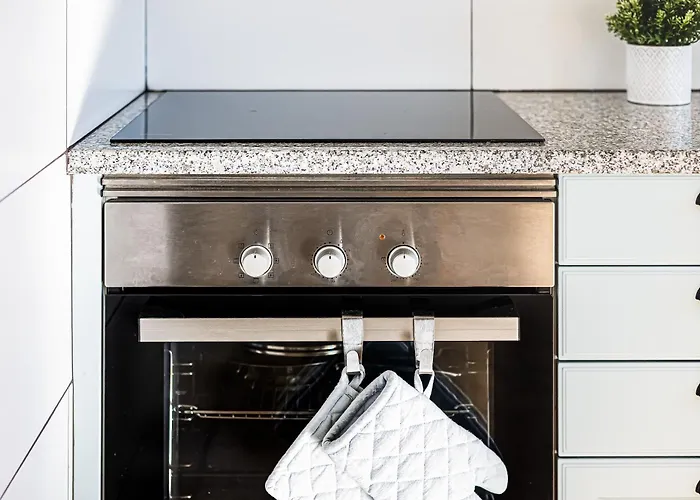 Daire No Snow, 300 M From The Beach, King Size Bed, Fast Wi-fi Portimão