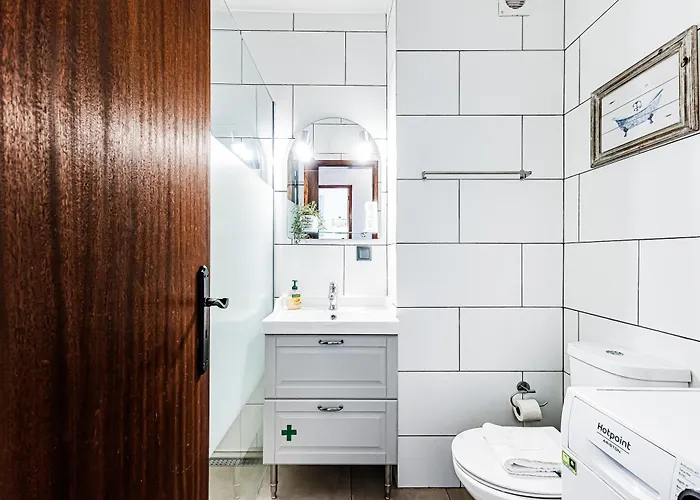 Daire No Snow, 300 M From The Beach, King Size Bed, Fast Wi-fi