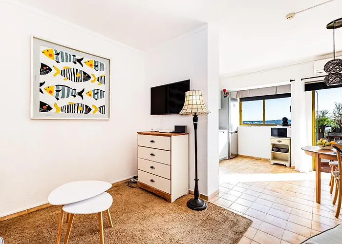 No Snow, 300 M From The Beach, King Size Bed, Fast Wi-fi Daire *