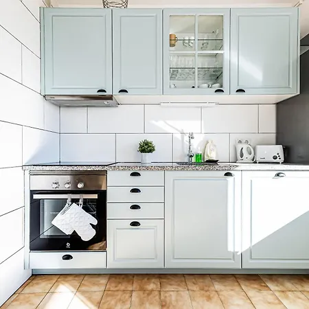 No Snow, 300 M From The Beach, King Size Bed, Fast Wi-fi Διαμέρισμα