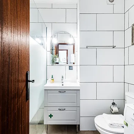 Lägenhet No Snow, 300 M From The Beach, King Size Bed, Fast Wi-fi