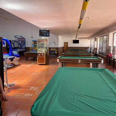 Apartamento No Snow, 300 M From The Beach, King Size Bed, Fast Wi-fi *